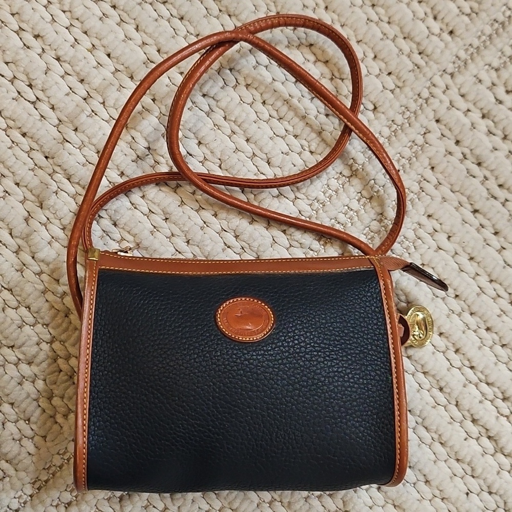 Vintage Dooney & Bourke Small Zip Top